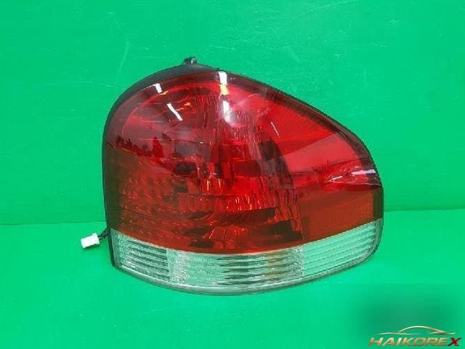 Hyundai Santa Fe 2005 — фонарь задний комбинированный правый (пассажирской стороны) 9240226500