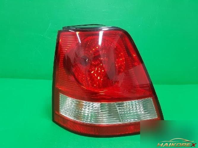 Kia Sorento 2006 — комбинированный задний фонарь левый (водительский) 92401 3E000