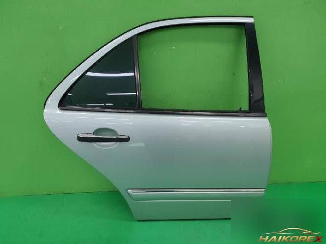 Mercedes-Benz E-class 1997 — дверь задняя правая