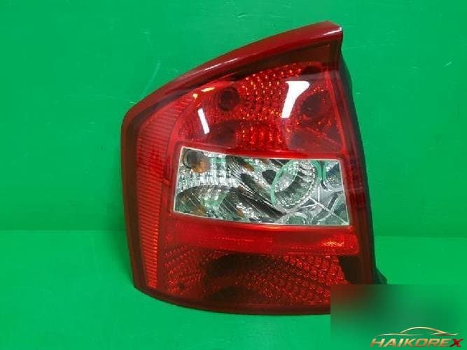 Kia Cerato 2006 — комбинированный фонарь задний левый (водителя) 92401 2F100 7