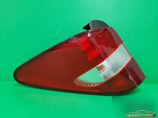 KG Mobility Rodius 2004 — фонарь задний комбинированный левый (сторона водителя)