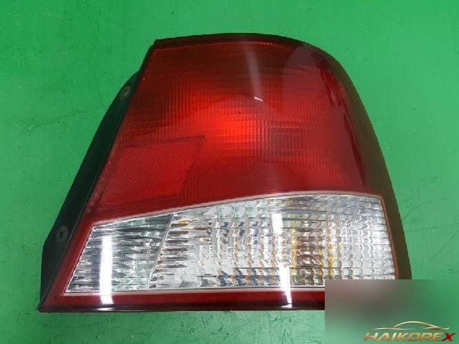Hyundai Verna 2000 — комбинированный фонарь задний правый (92402 25200)