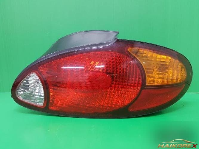 Hyundai Avante 2000 — фонарь задний комбинированный правый (пассажирский)