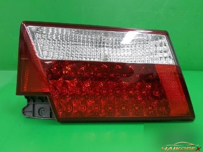 Hyundai Granzer 2006 — накладка задней двери левая 924033L001