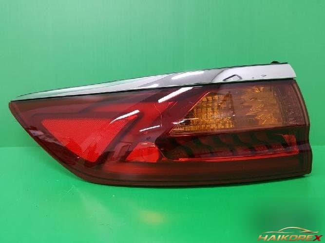 Kia K7 2016 — комбинированный фонарь задний левый (водительский) 92401 F6000