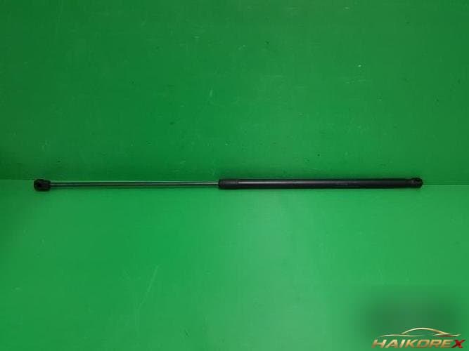 Volkswagen Passat 2009 — газовый упор капота 3C0 823 359 A