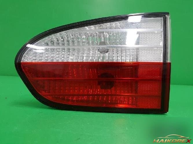 Hyundai Grand Starex 2007 — белый задний фонарь (багажника) 92406 4A600