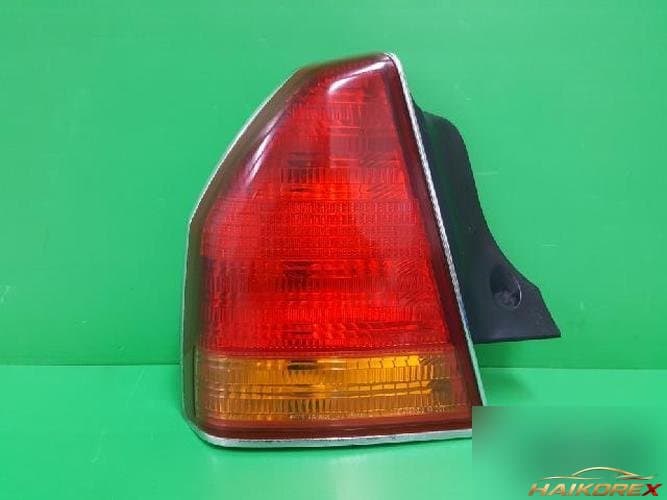 Hyundai Equus 2001 — комбинированный задний фонарь левый (водительский) 92401 3B100