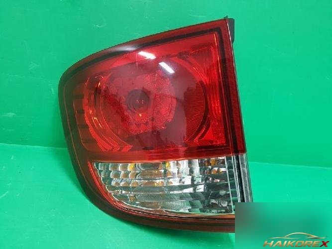 KG Mobility Kayrunt 2008 — комбинированный фонарь задний левый (стоп-сигнал) 8360109250