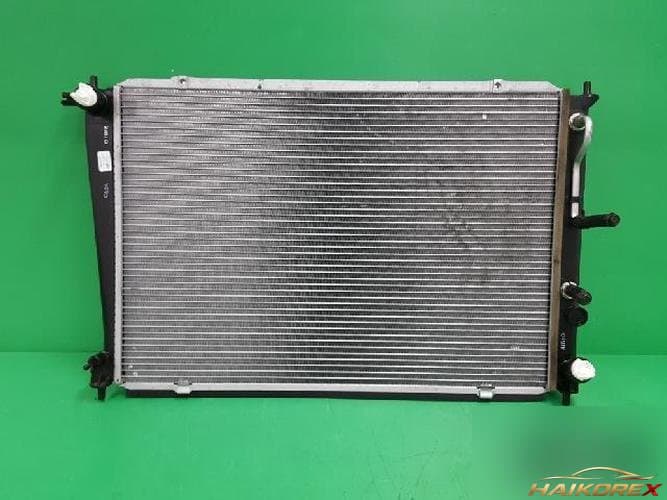 Hyundai Grand Starex 2006 — радиатор 25310 4A560