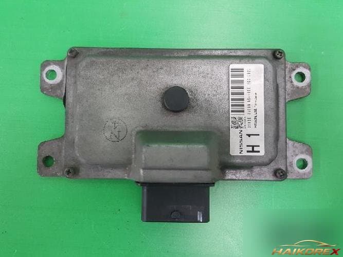 Renault QM5 2008 — блок управления АКПП TCU 31036 JY00A