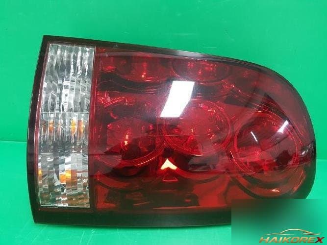 KG Mobility Rexton 2003 — комбинированный фонарь задний правый (пассажирский) 8360208501
