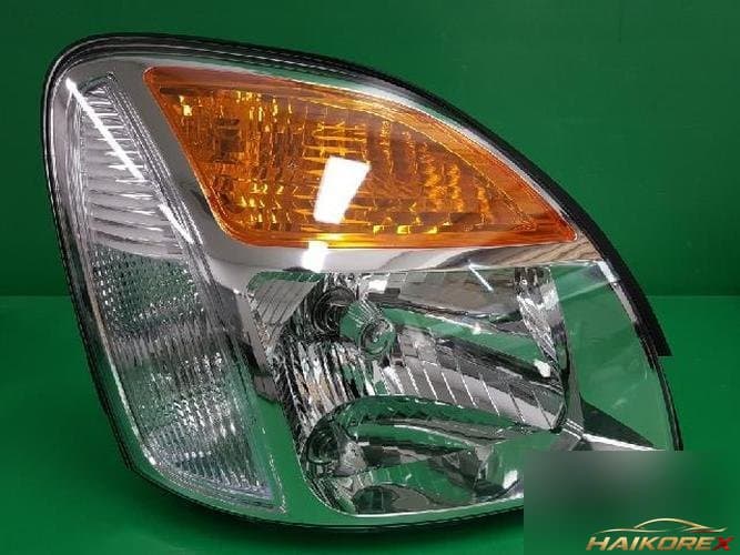 Hyundai Starex 2004 — фара передняя правая 92102 4A600 2
