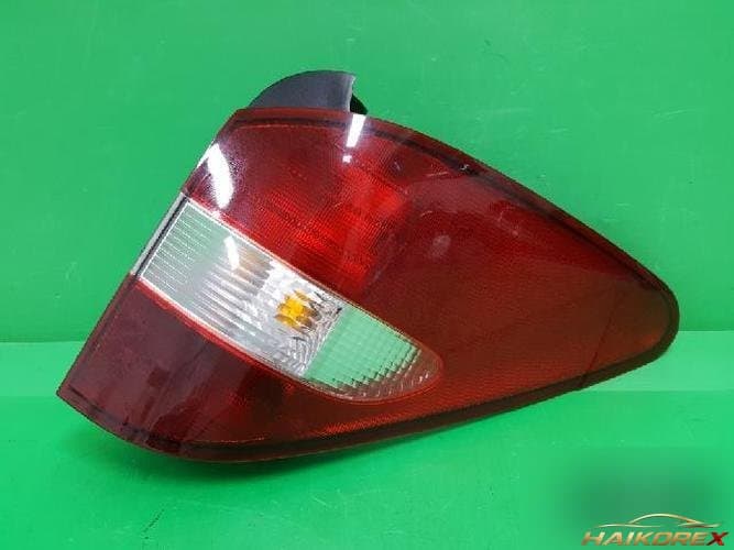 KG Mobility Rodius 2005 — фонарь задний комбинированный правый (пассажирской стороны) 83602 21