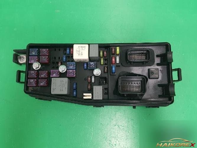 Kia Carnival 2007 — блок предохранителей (подкапотный) 91950 4D060 1