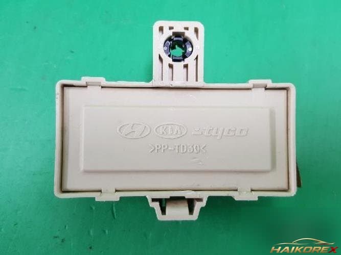 Hyundai Sonata 2005 — модуль управления ETACS/BCM 91940-3K030