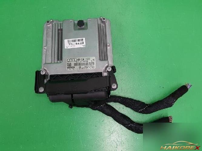 Audi A4 2008 — блок управления двигателем ECU 8E0 910 115 R 1