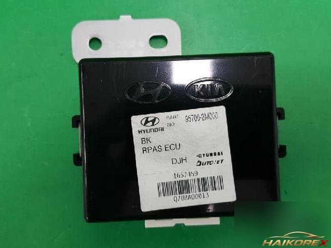 Hyundai Genesis 2009 — блок управления ETACS/BCM 95700 2M000