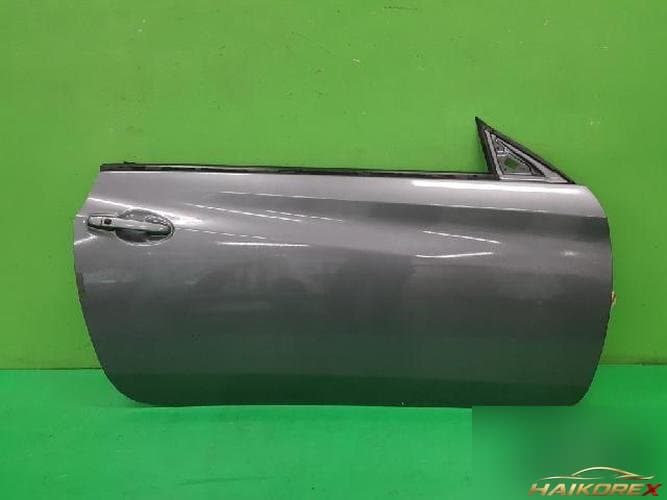 Hyundai Genesis 2009 — дверь передняя правая 760042M000