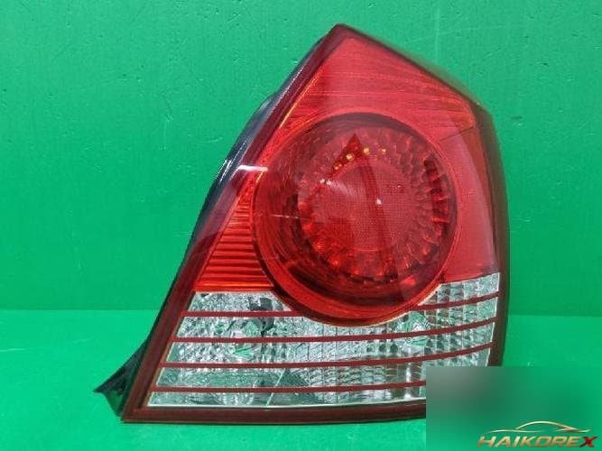 Hyundai Avante 2004 — фонарь задний комбинированный правый (пассажирский) 92402 2D500 7