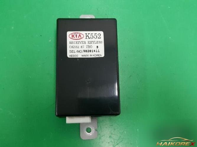 Kia Carnival 1999 — блок управления ETACS/BCM 0K552677R0B