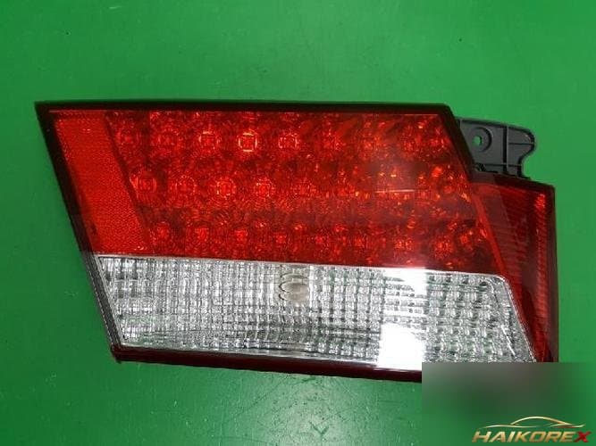 Hyundai Grandeur 2006 — накладка задней двери левая 924033L001