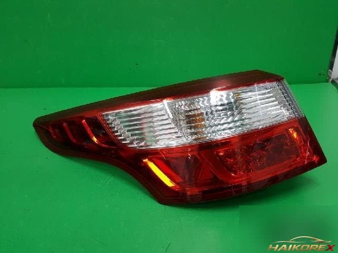 Renault SM5 2010 — комбинированный фонарь задний левый 265550030R