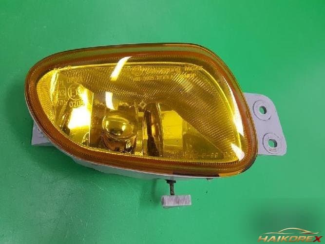 KG Mobility Korando 2002 — противотуманная фара правая