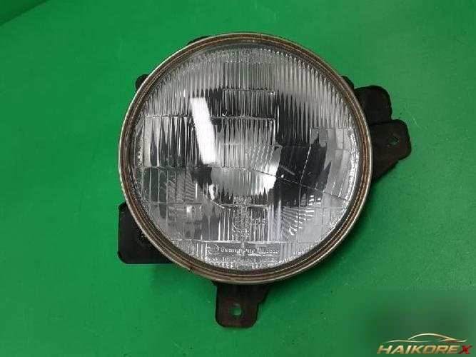 KG Mobility Korando 2002 — фара правая 8310206100