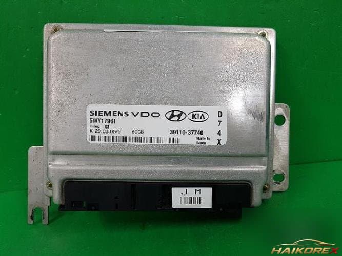 Hyundai Grandeur 2005 — блок управления двигателя ECU 39110-37740