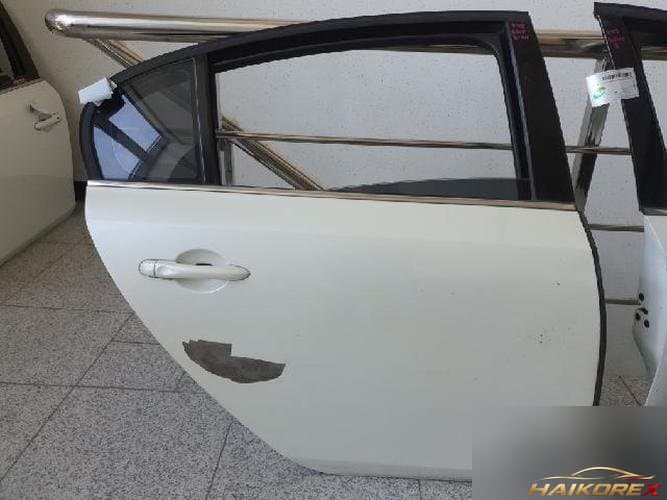 Renault SM5 2010 — дверь задняя правая
