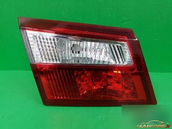 Renault SM5 2010 — накладка задней двери (левая) 26555003R