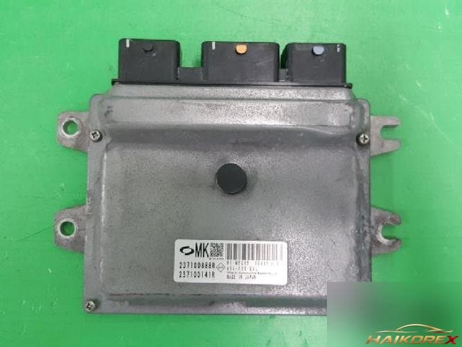 Renault SM5 2010 — блок управления двигателем ECU 237100888R