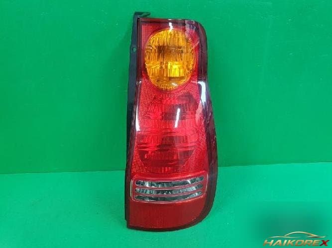 Hyundai Lavita 2002 — комбинированный задний фонарь правый (пассажирский) 92402 17000