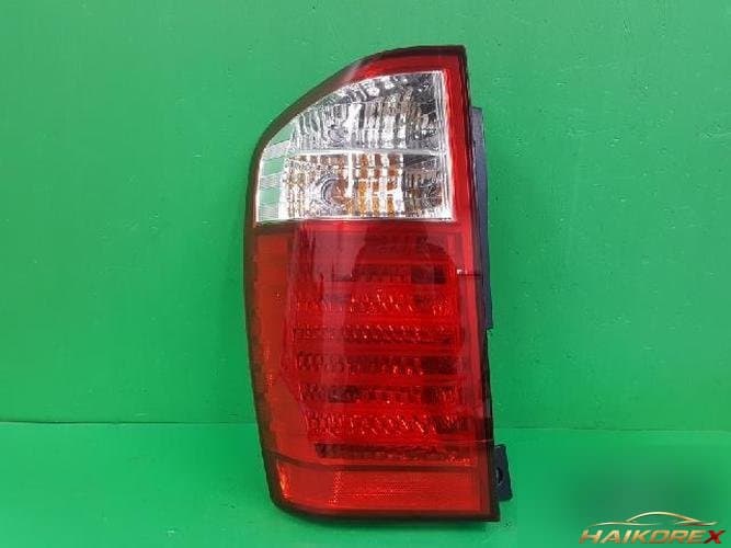 Kia Carnival 2007 — фонарь задний левый (комбинированный) 92401 4D000 10