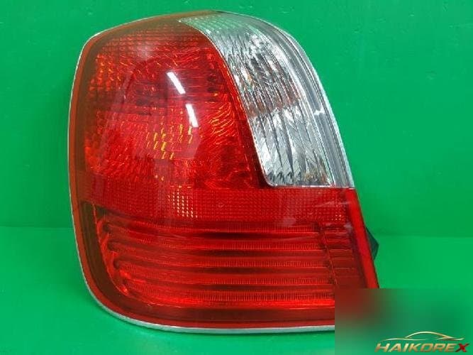 Hyundai Grandeur 2003 — комбинированный задний фонарь левый (сторона водителя) 92401 39700 1