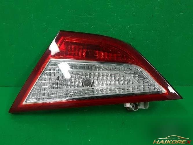 Hyundai Sonata 2011 — подсветка багажника (правая сторона) 92404 3S000