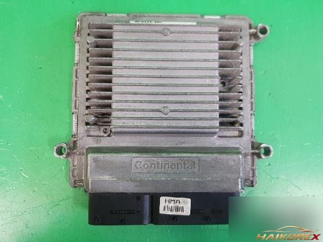 Hyundai Sonata 2011 — блок управления двигателем ECU 3910825040