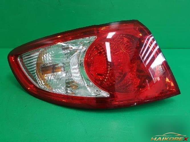 Hyundai Santa Fe 2006 — комбинированный задний фонарь левый (водительский) 92401 2B000 10