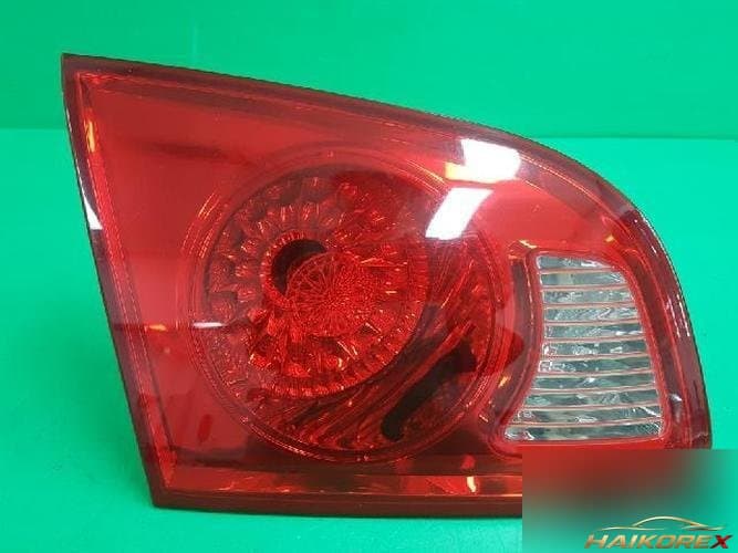 Hyundai Santa Fe 2006 — накладка задней двери левая 92405 2B000 2