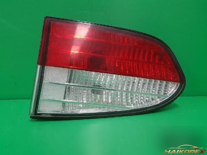 Hyundai Grand Starex 2007 — задний фонарь в крышку багажника 92406 4A600 1