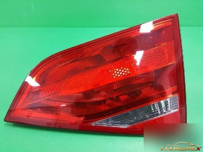 Audi A4 2009 — задний фонарь в сборе 8K0 945 094 D