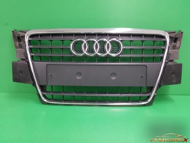 Audi A4 2009 — решётка радиатора 8K0 807 550A