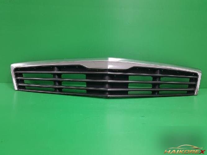 Renault SM7 2005 — решётка радиатора 87301 52100 4