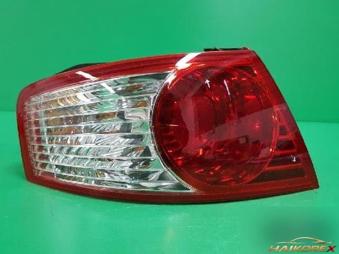 Kia Opirus 2005 — комбинированный фонарь задний левый (водительский) 92401-3F000