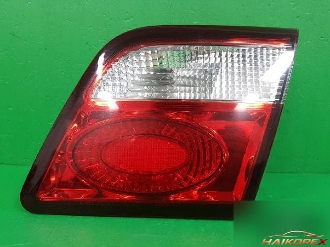 Renault SM5 2004 — накладка крышки багажника (с фонарём) 53804 555