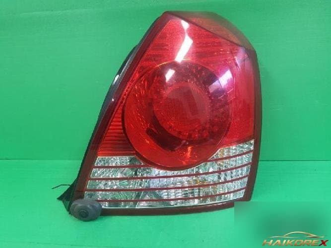 Hyundai Avante 2006 — комбинированный задний фонарь (правый, сторона пассажира) 92402 2D500 10