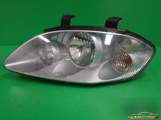 KG Mobility Rodius 2005 — фара левая