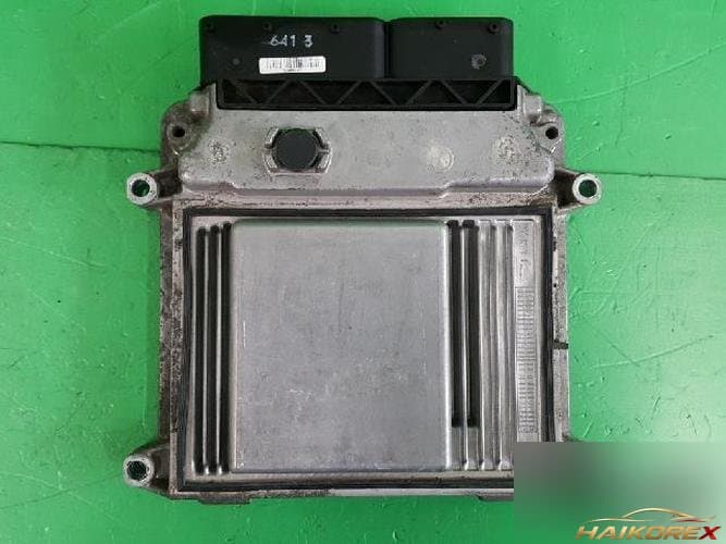 Kia Pride 2005 — блок управления двигателем ECU 3910026BA5