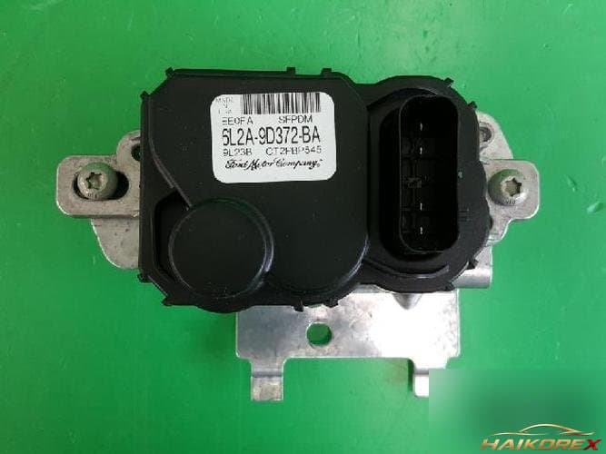 Ford Explorer 2010 — модуль ETACS/BCM 6L2A 9D372 BA
